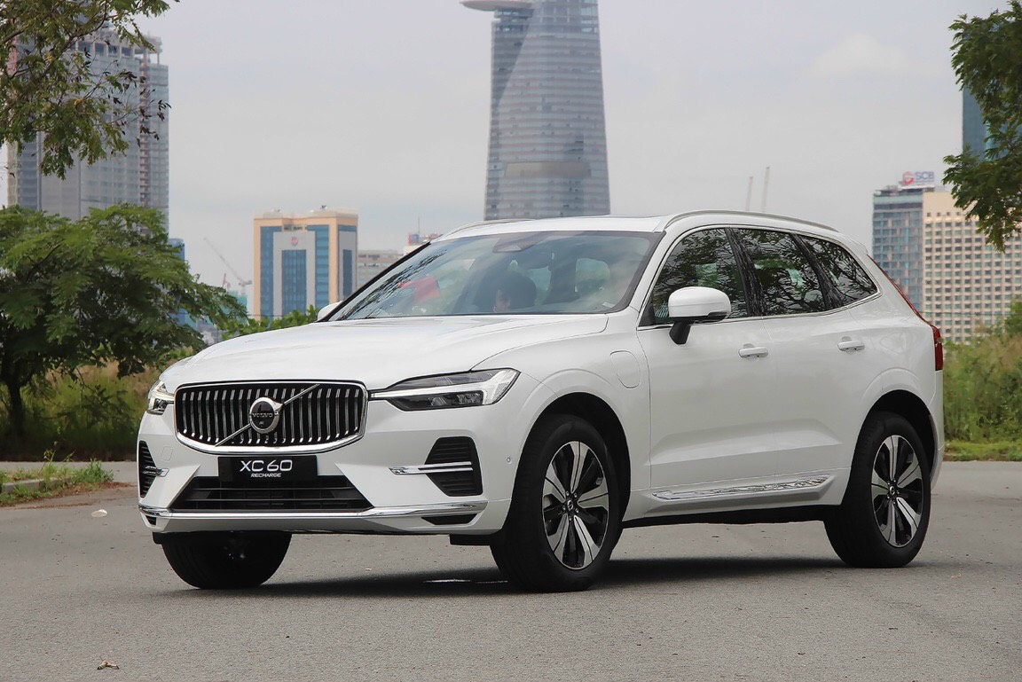 Có gì mới trên chiếc SUV hạng sang Volvo XC60 Plug-in Hybrid Ultra model 2025 ?